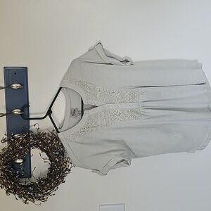 Como Vintage Pale Green Lace Accent Blouse